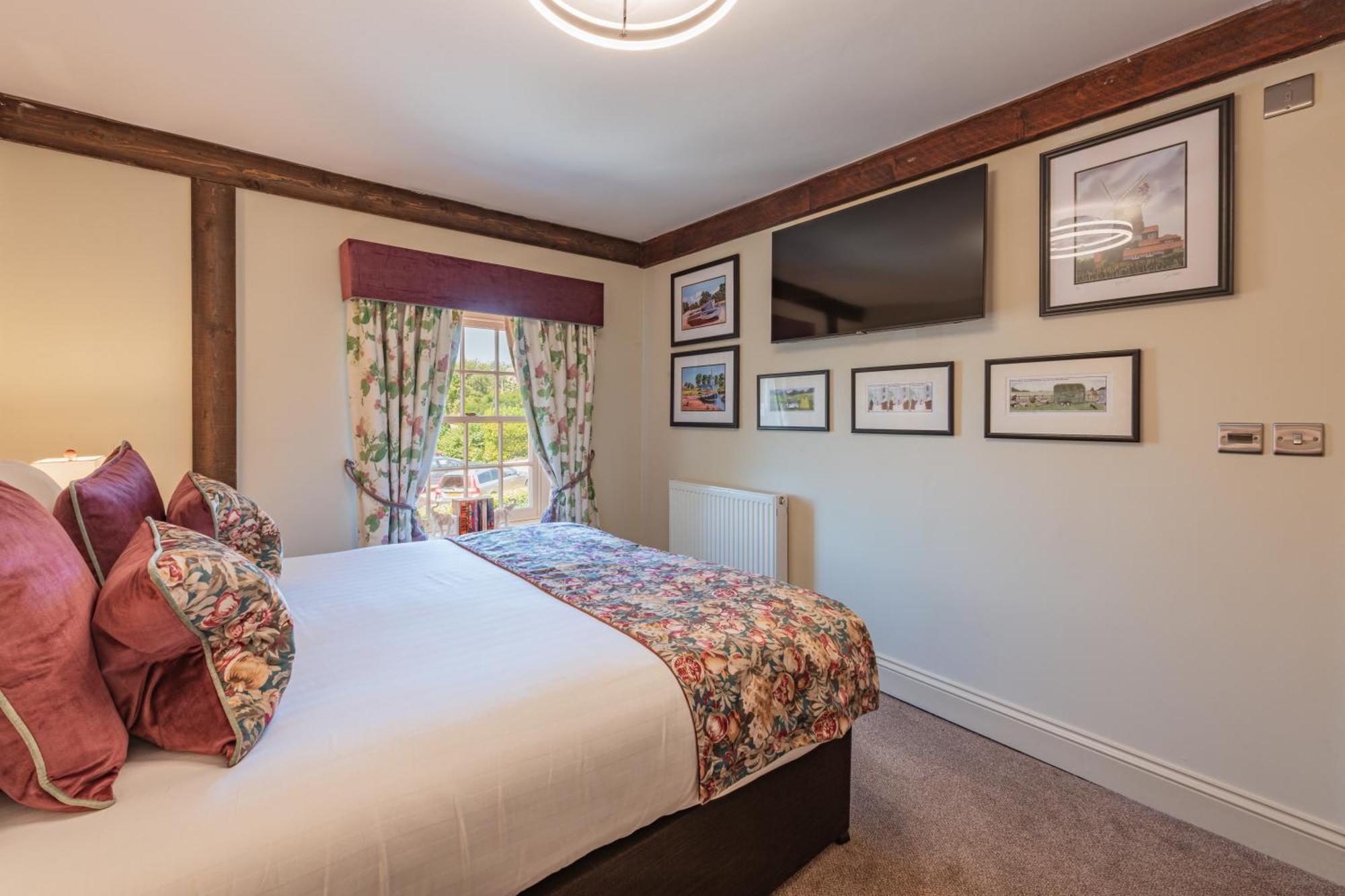 The King William IV Country Inn & Restaurant Sedgeford 외부 사진